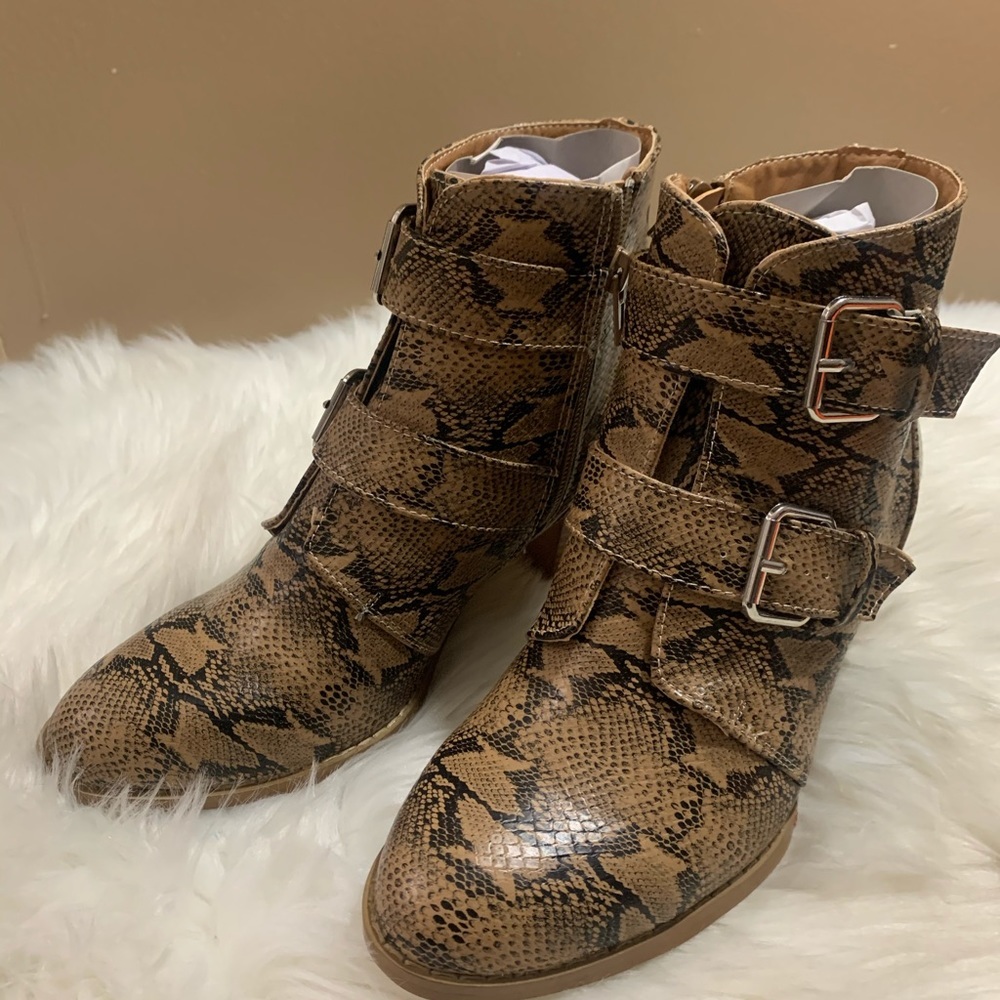 Coconuts By Matisse Helga Snake Print Booties 6.5 - image 2